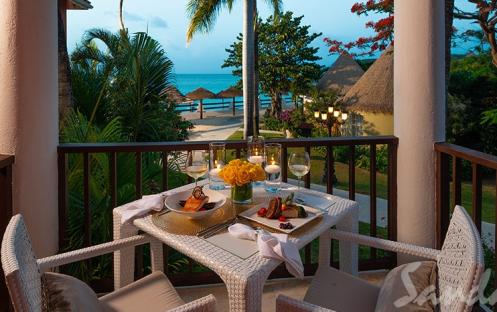 Caribbean Honeymoon Seaside Butler Suite - HS (5)